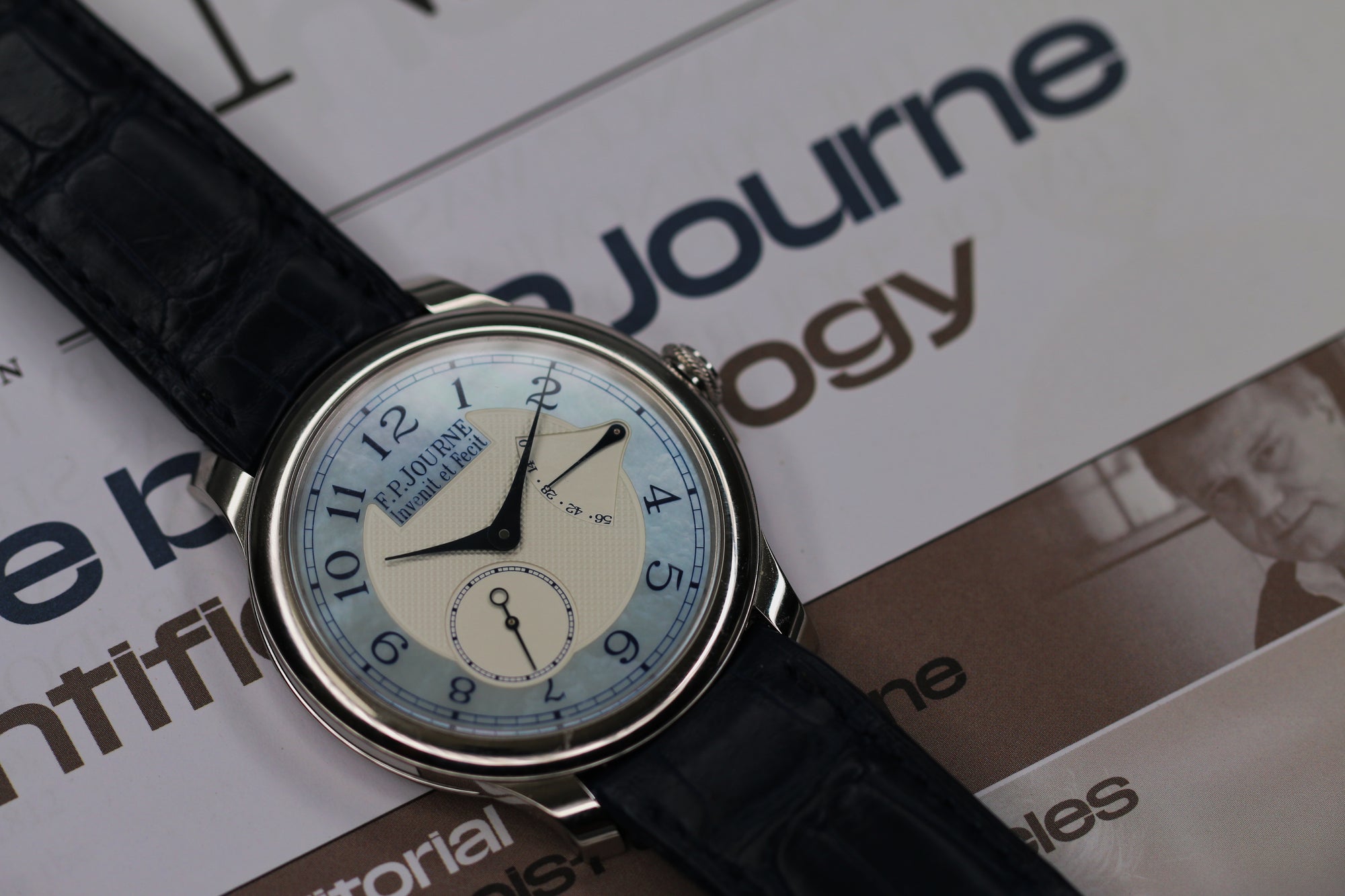 Chronometre Souverain Blue Mother Of Pearl - The Second Hand Club