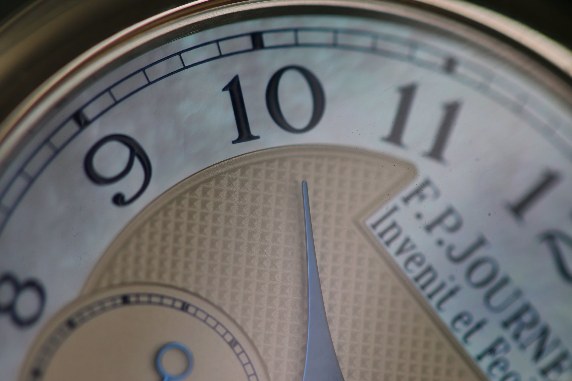 Chronometre Souverain Blue Mother Of Pearl - The Second Hand Club