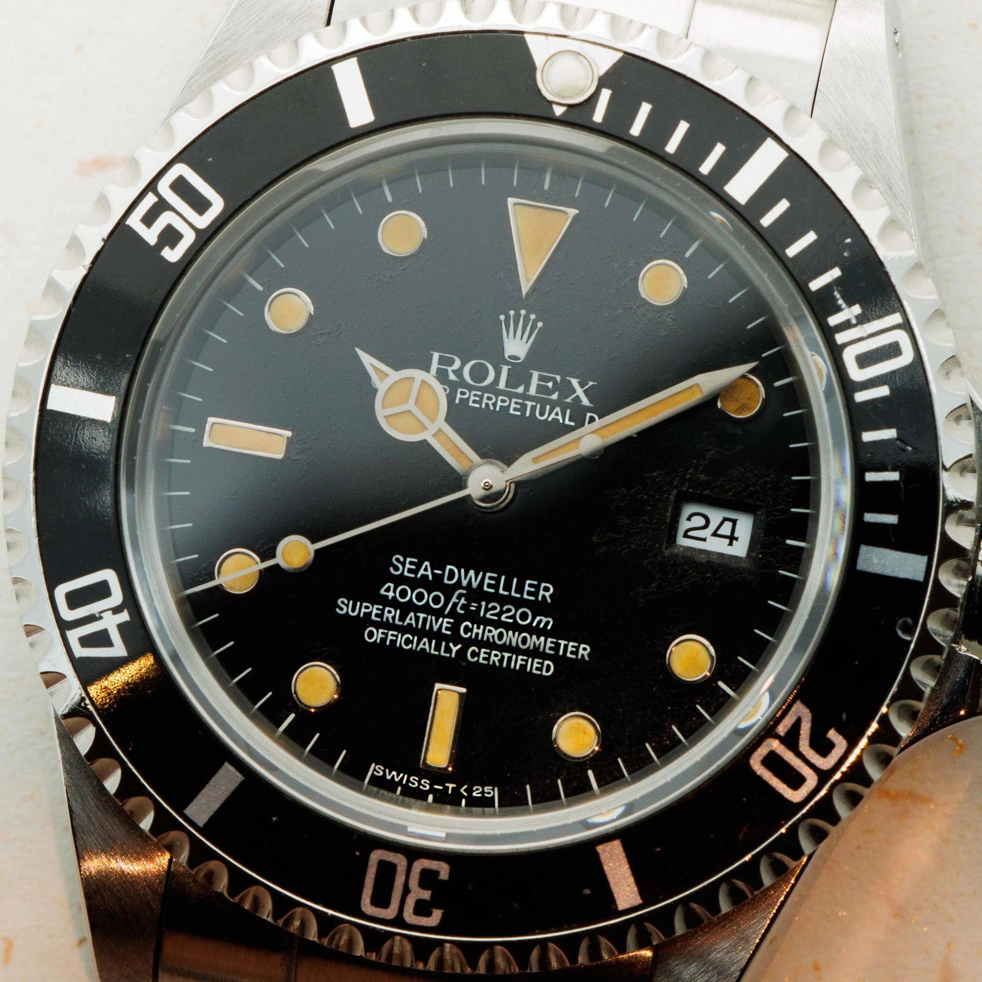 Rolex Sea-Dweller 16660 Glossy Dial - The Second Hand Club