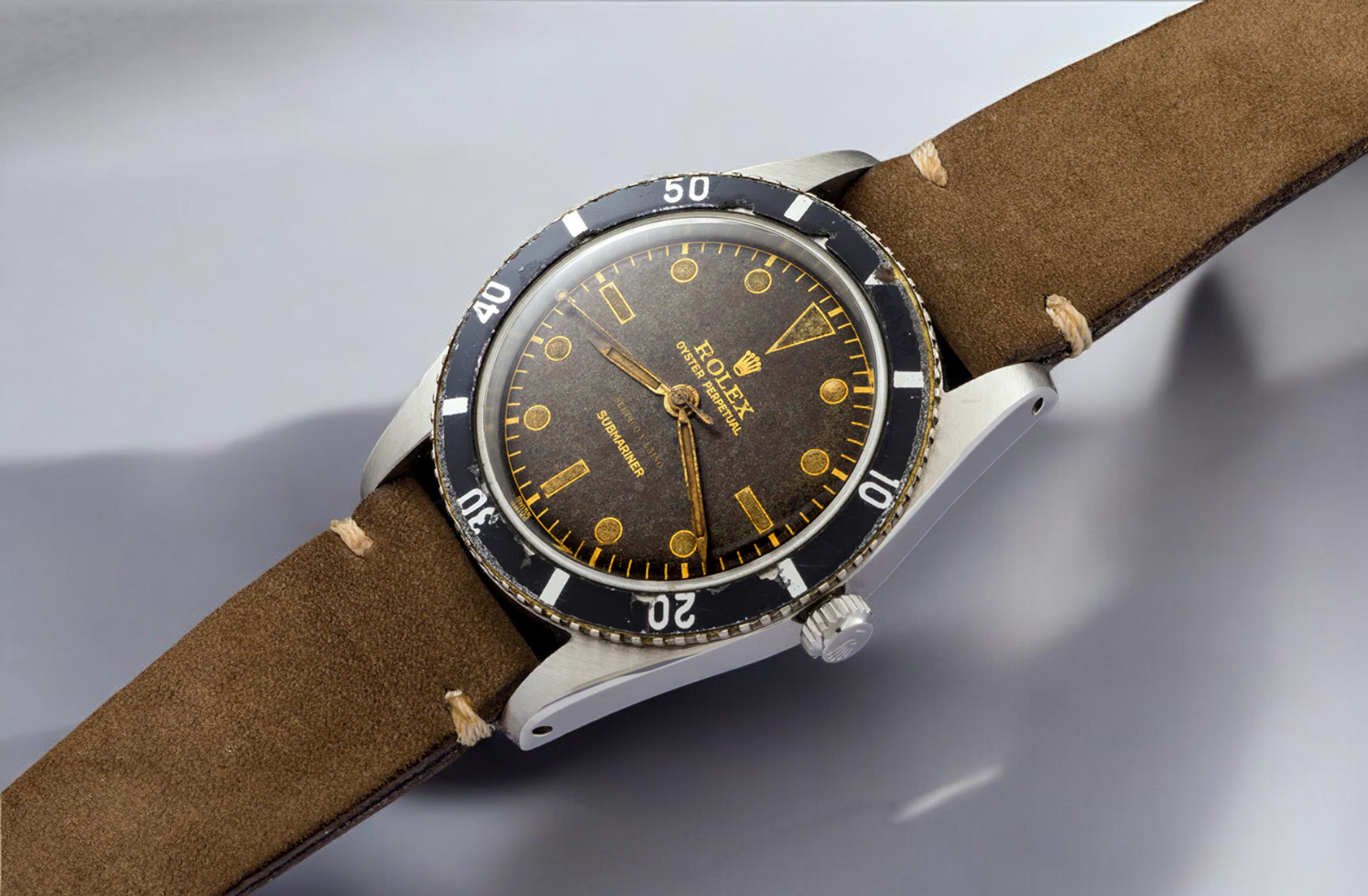 A VERY RARE ROLEX SUBMARINER 6204 - THE SECOND HAND CLUB
