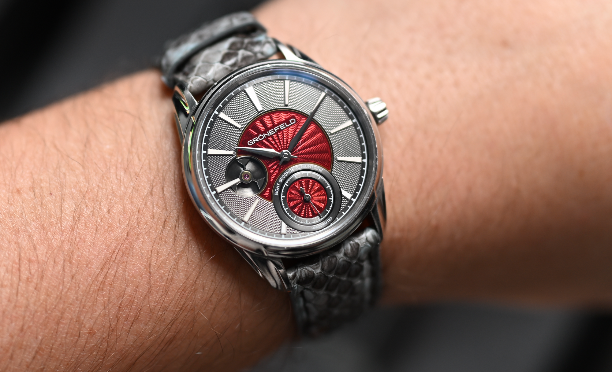 1941 Remontoire Kari Voutilainen Red Dial - The Second Hand Club