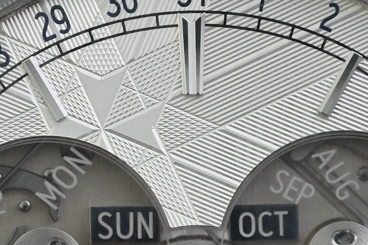 Complete Calendar Openface 4020T/000P-H038
