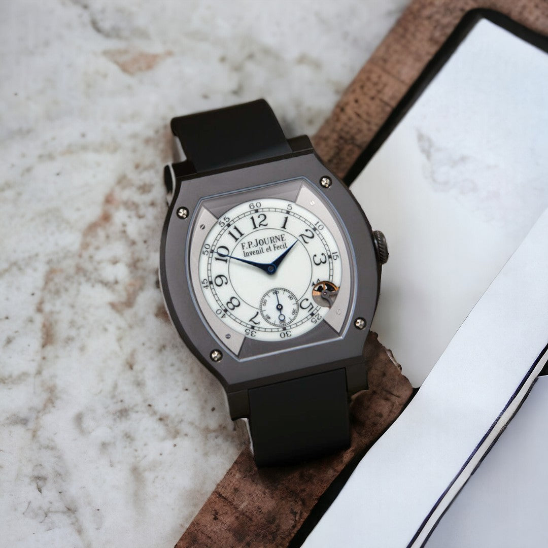 Elegante Titalyt - The Second Hand Club