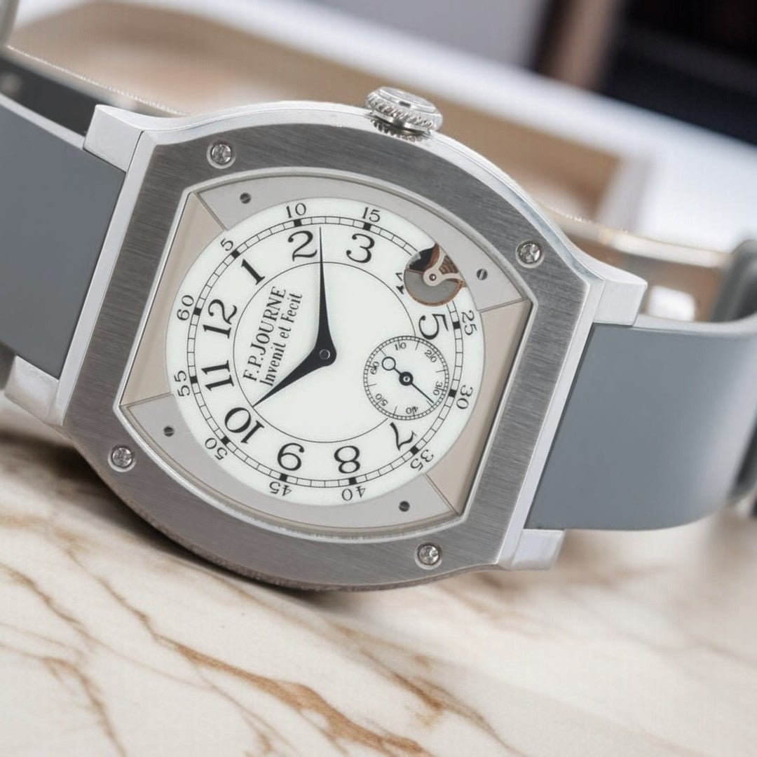 Elegante Titanium 48 - The Second Hand Club