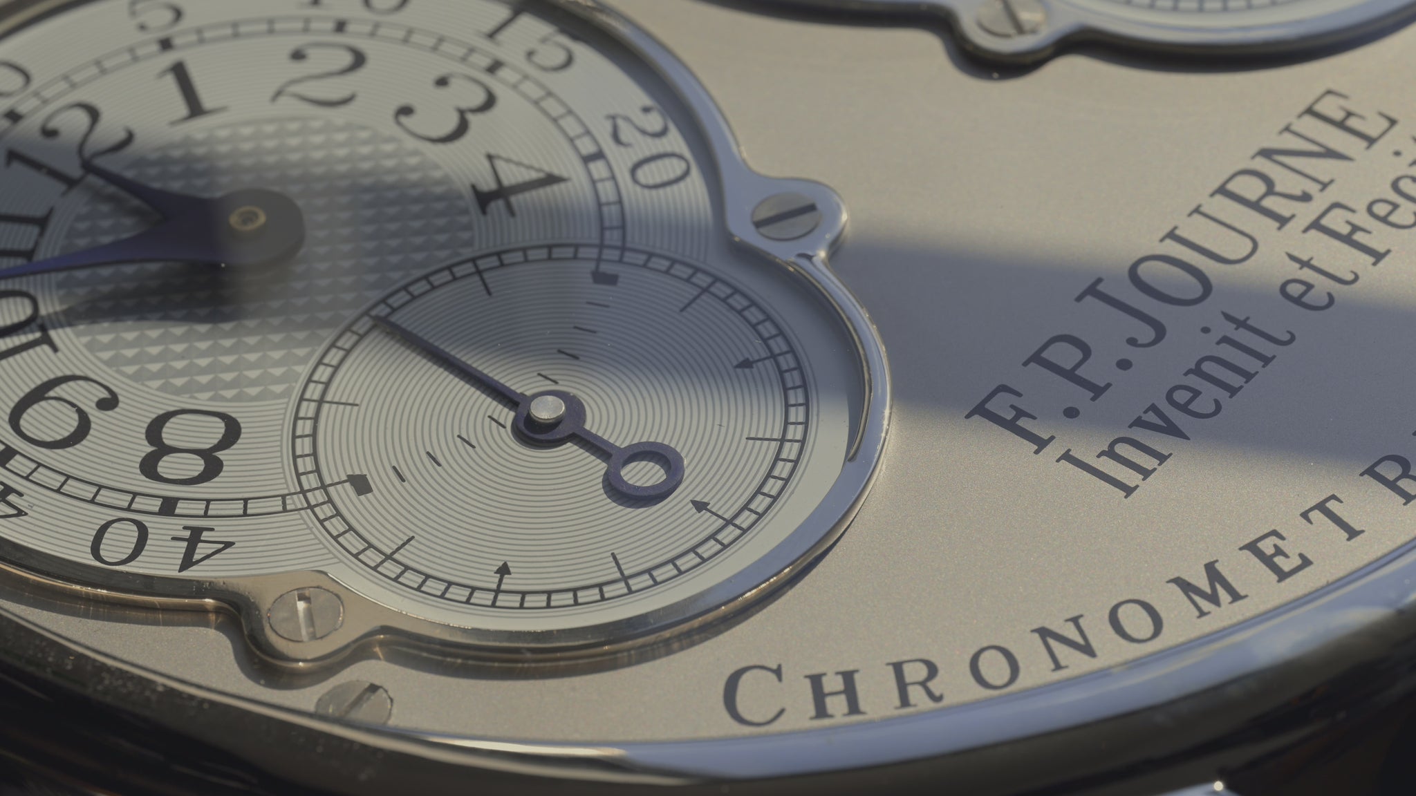 FP JOURNE RESONANCE WALL CLOCK
