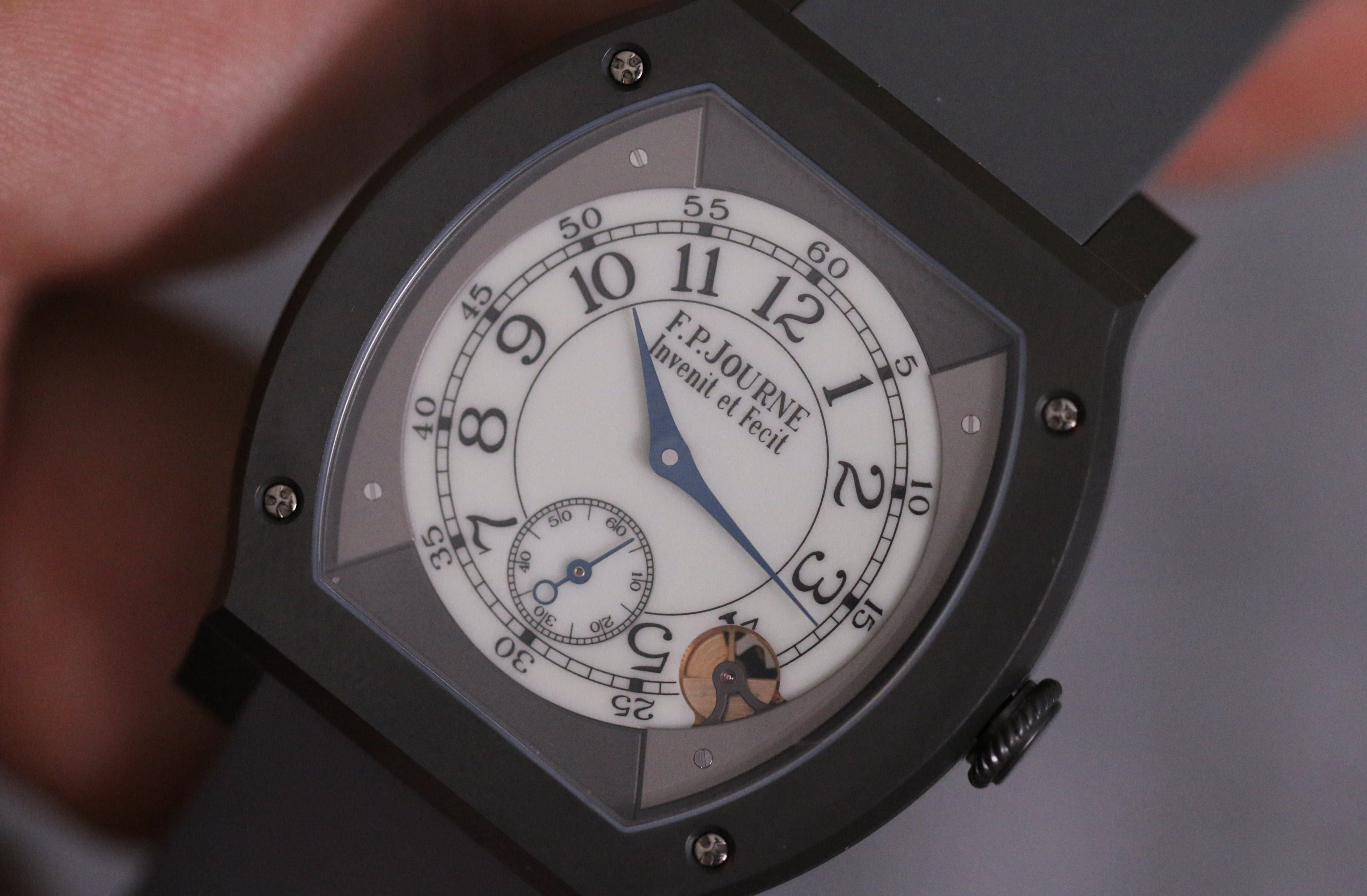 F. P. Journe CS 38MM Chronometre Souverain Platinum 38MM (51461) | European  Watch Co.