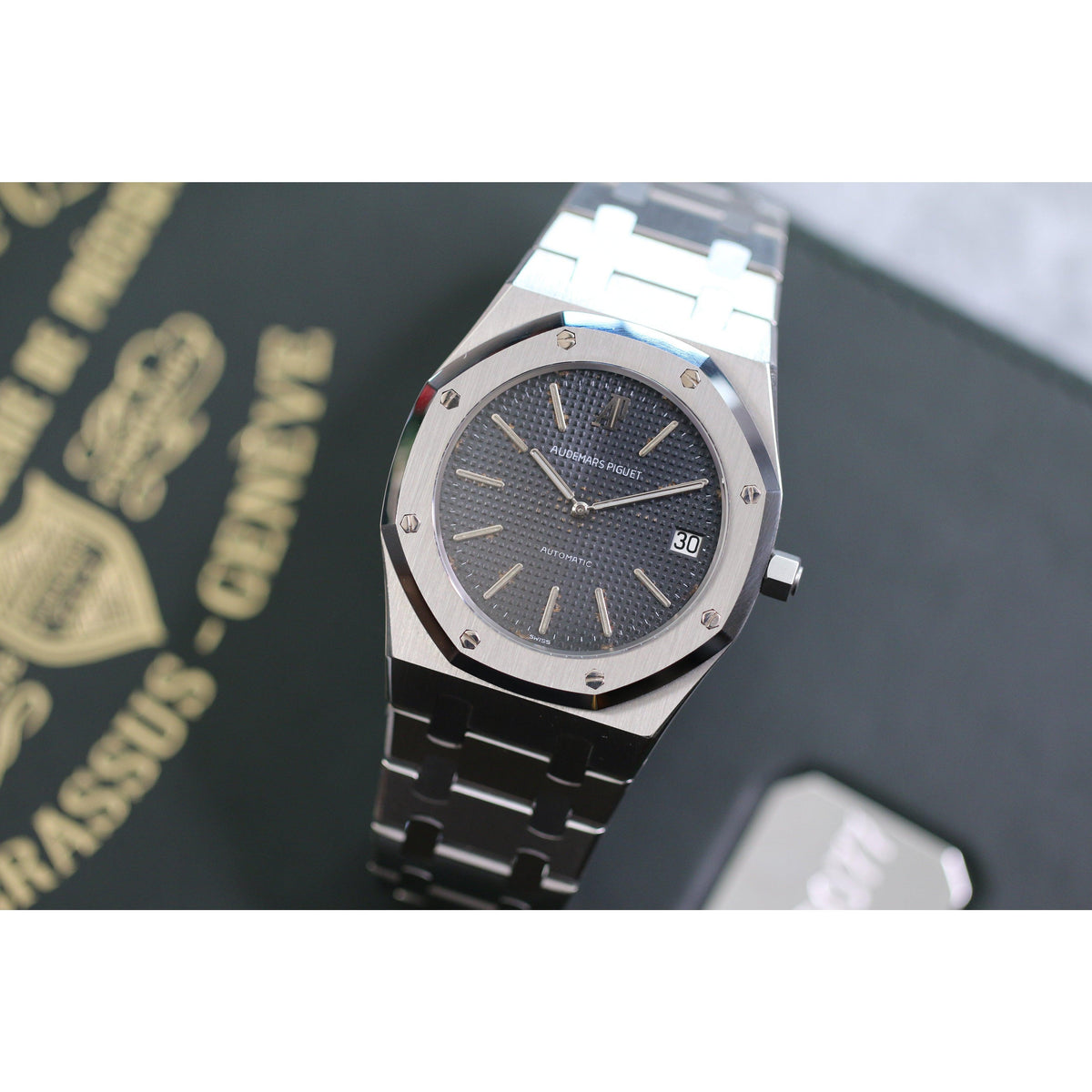 Audemars Piguet Royal Oak 5402ST D series at The Second Hand Club