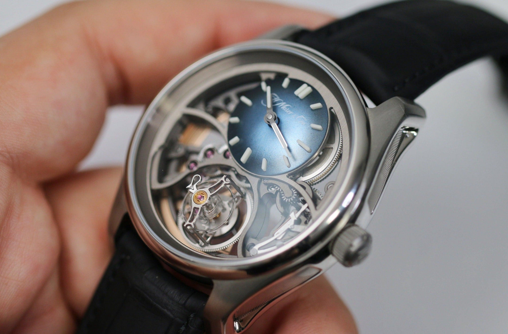 Cylindrical Tourbillon Ref. 3811-1200 - The Second Hand Club